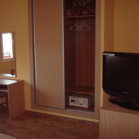Hotel Los Chiles Villanueva Del Arzobispo Zimmer foto
