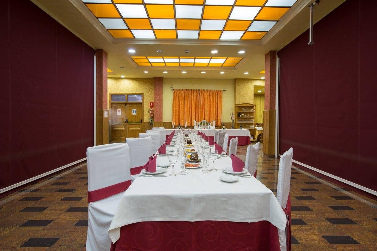 Hotel Los Chiles Villanueva Del Arzobispo Exterior foto